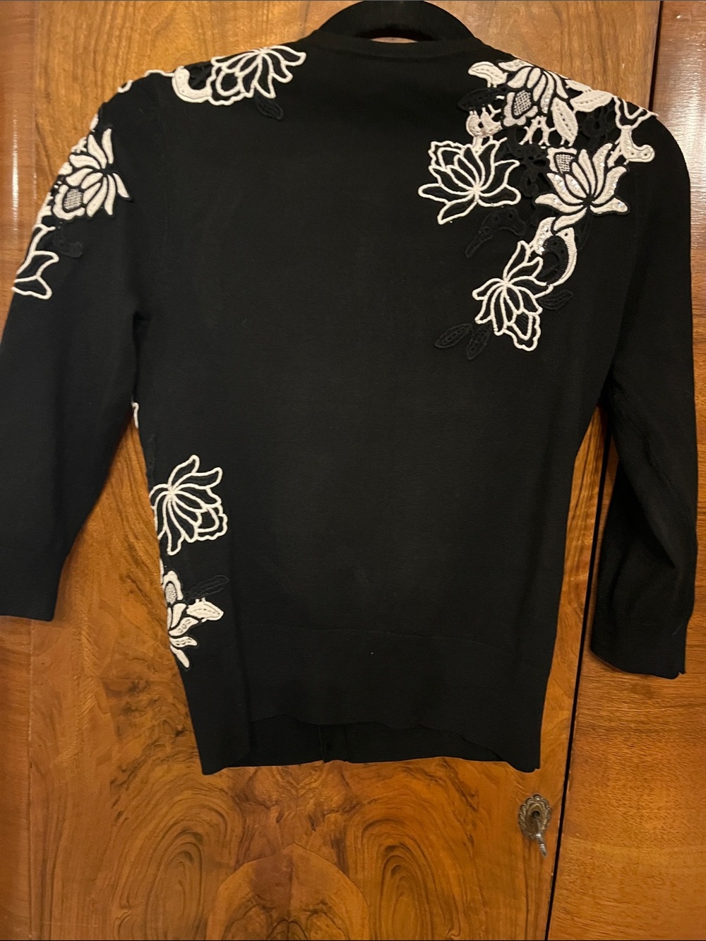 White House Black Market Black Cardigan with White/Silver Embroidery Size XS - Picture 8 of 11
